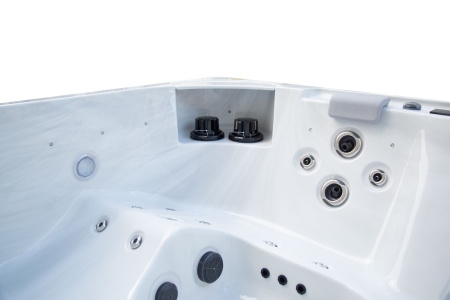 Гидромассажный спа бассейн NordicSpa Liv (Лив)